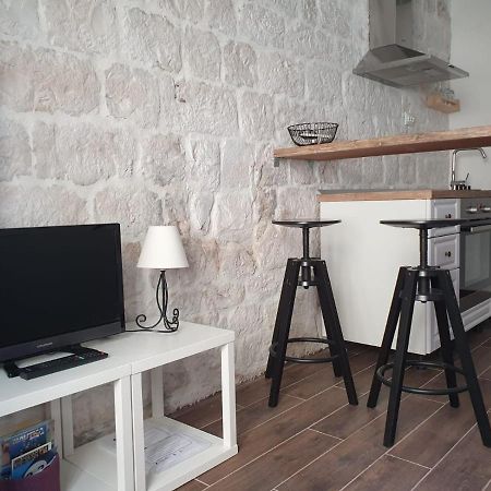 Apartments Kut Vis Luaran gambar