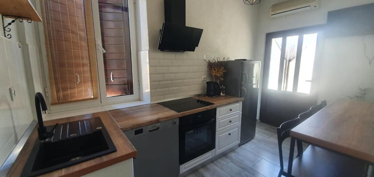 Apartments Kut Vis Luaran gambar