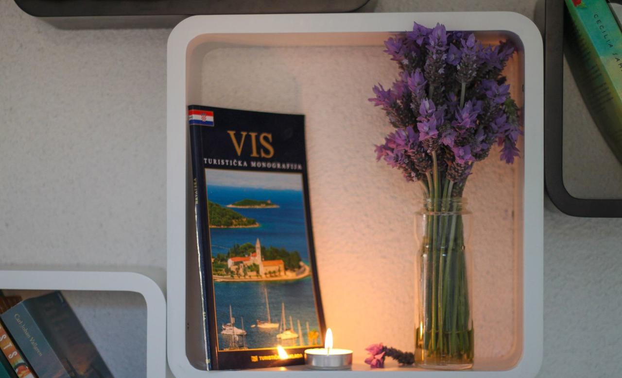 Apartments Kut Vis Luaran gambar